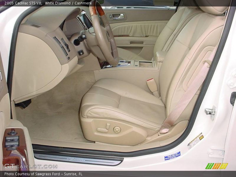 White Diamond / Cashmere 2005 Cadillac STS V8