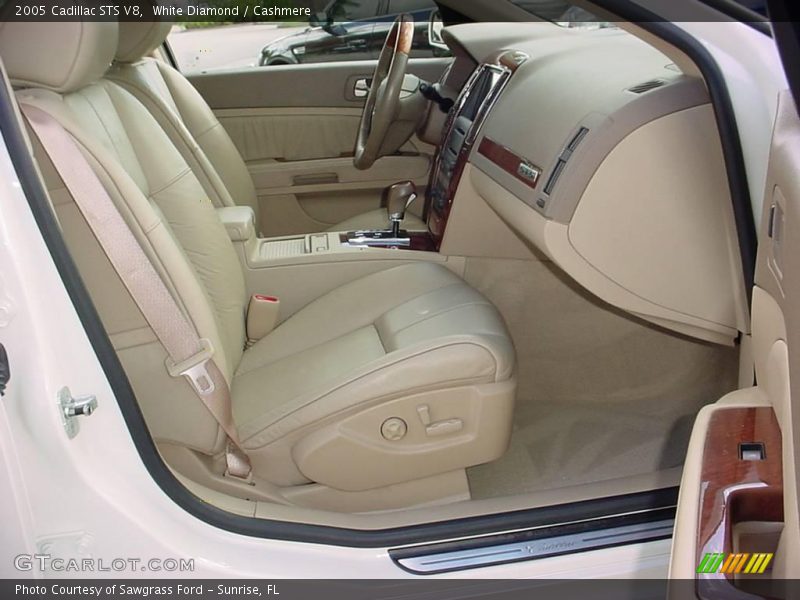 White Diamond / Cashmere 2005 Cadillac STS V8
