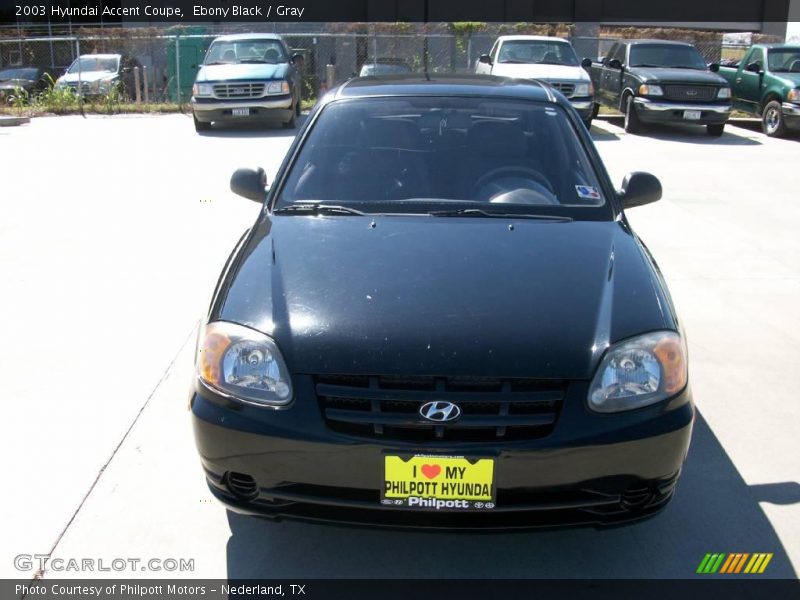Ebony Black / Gray 2003 Hyundai Accent Coupe