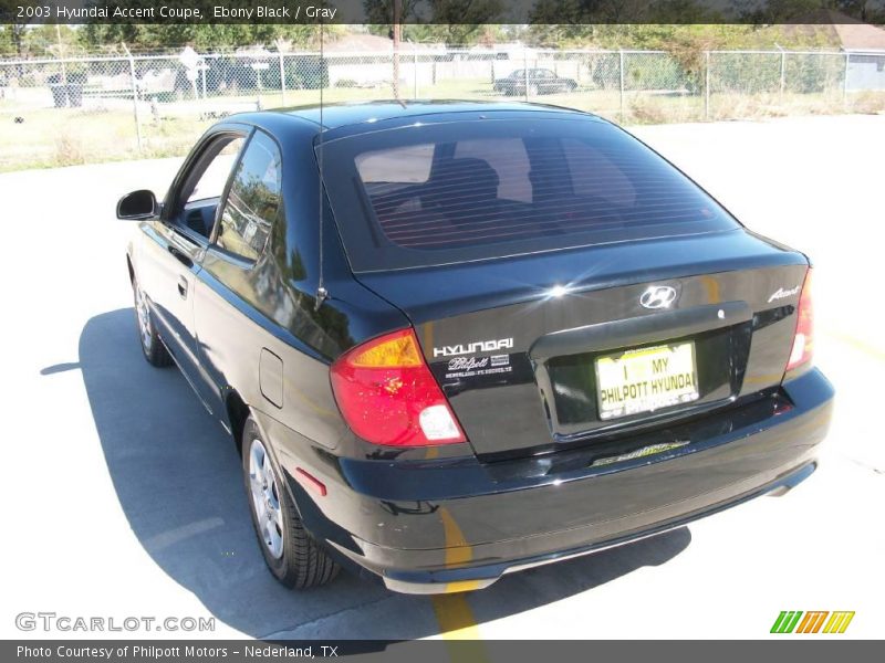 Ebony Black / Gray 2003 Hyundai Accent Coupe