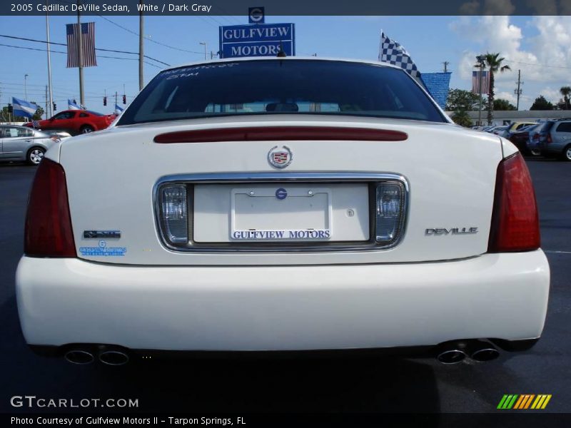 White / Dark Gray 2005 Cadillac DeVille Sedan