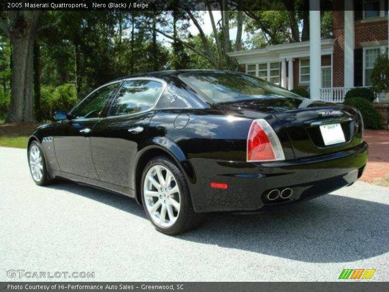 Nero (Black) / Beige 2005 Maserati Quattroporte