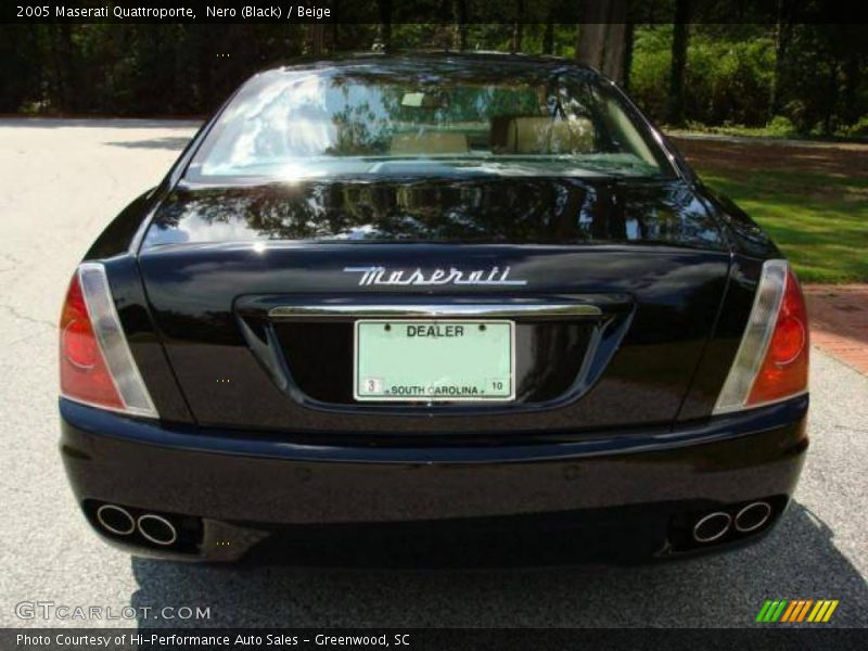 Nero (Black) / Beige 2005 Maserati Quattroporte