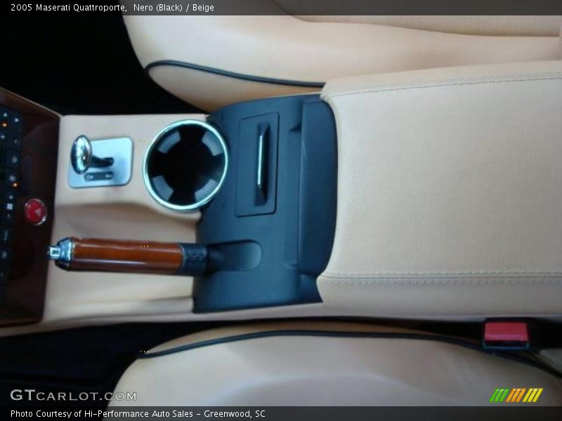 Nero (Black) / Beige 2005 Maserati Quattroporte