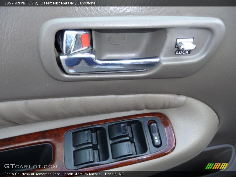 Desert Mist Metallic / Sandstone 1997 Acura TL 3.2