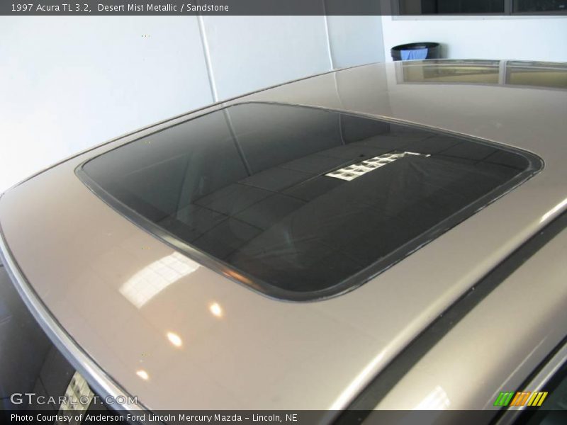 Desert Mist Metallic / Sandstone 1997 Acura TL 3.2