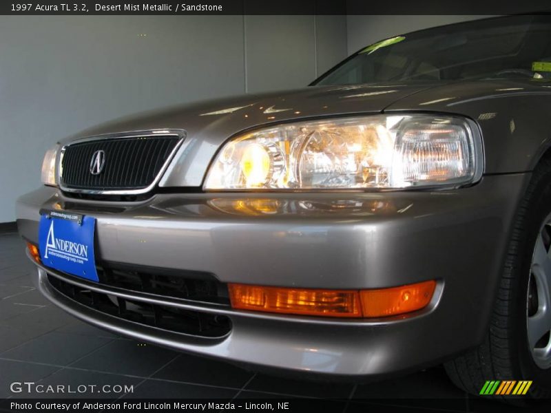 Desert Mist Metallic / Sandstone 1997 Acura TL 3.2