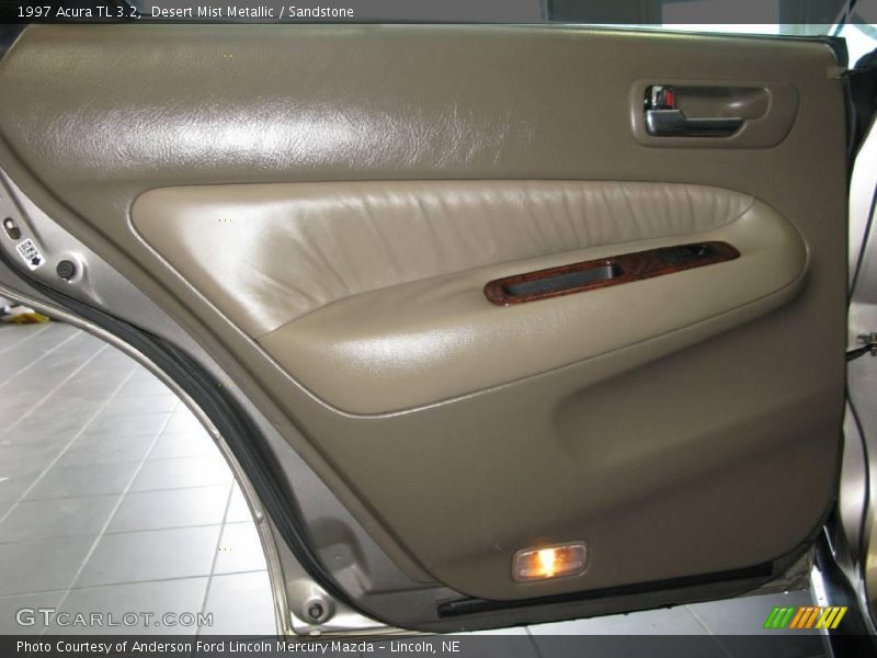 Desert Mist Metallic / Sandstone 1997 Acura TL 3.2