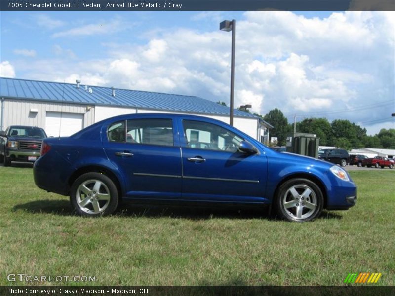 Arrival Blue Metallic / Gray 2005 Chevrolet Cobalt LT Sedan