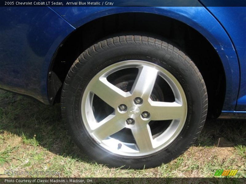 Arrival Blue Metallic / Gray 2005 Chevrolet Cobalt LT Sedan