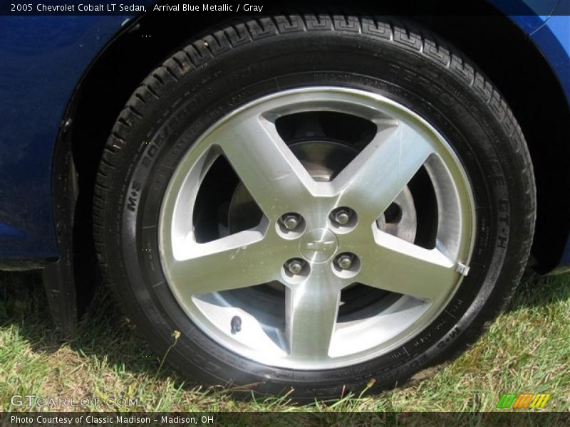 Arrival Blue Metallic / Gray 2005 Chevrolet Cobalt LT Sedan