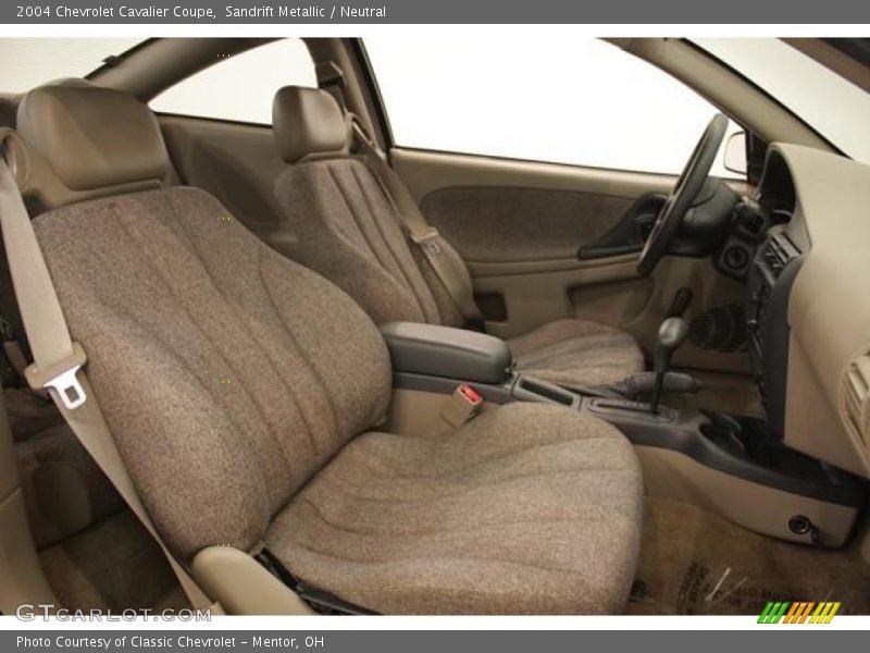 Sandrift Metallic / Neutral 2004 Chevrolet Cavalier Coupe