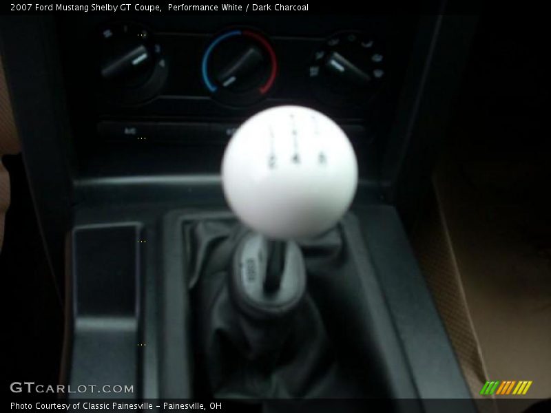 Performance White / Dark Charcoal 2007 Ford Mustang Shelby GT Coupe