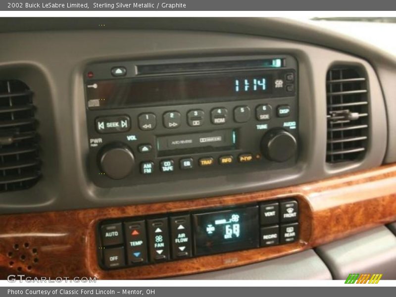 Sterling Silver Metallic / Graphite 2002 Buick LeSabre Limited