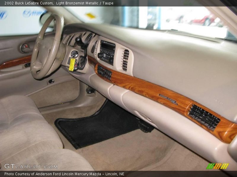 Light Bronzemist Metallic / Taupe 2002 Buick LeSabre Custom