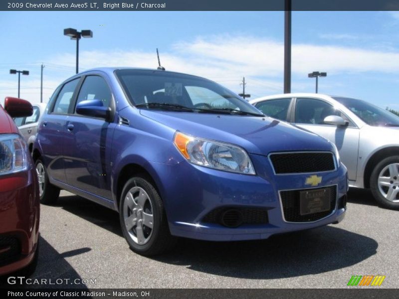Bright Blue / Charcoal 2009 Chevrolet Aveo Aveo5 LT