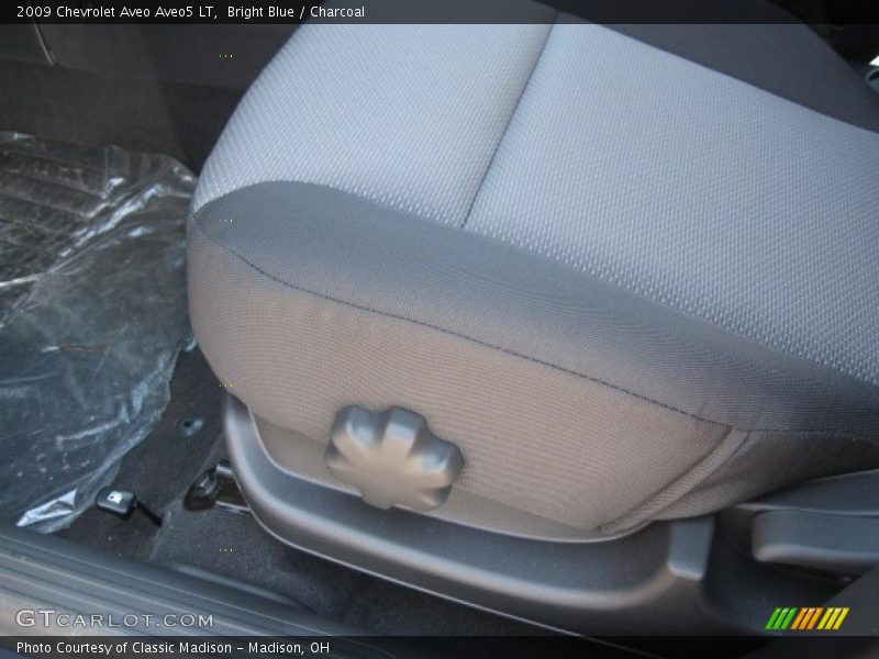 Bright Blue / Charcoal 2009 Chevrolet Aveo Aveo5 LT