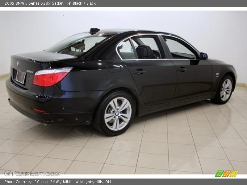 Jet Black / Black 2009 BMW 5 Series 528xi Sedan