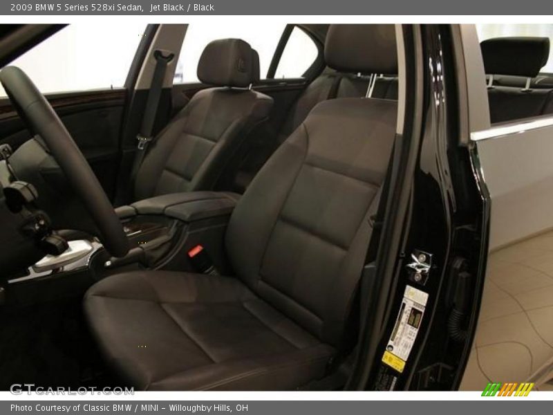 Jet Black / Black 2009 BMW 5 Series 528xi Sedan