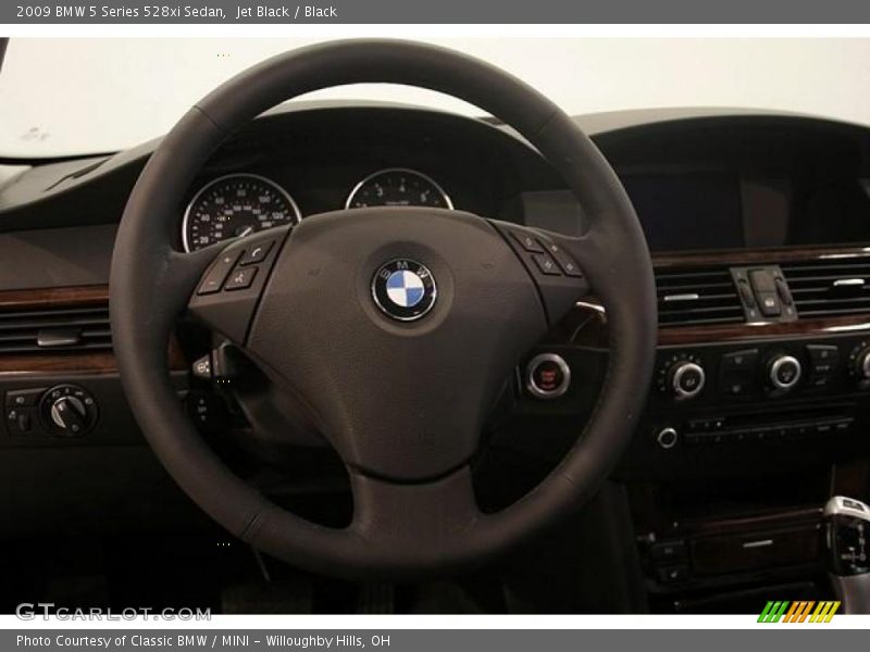 Jet Black / Black 2009 BMW 5 Series 528xi Sedan