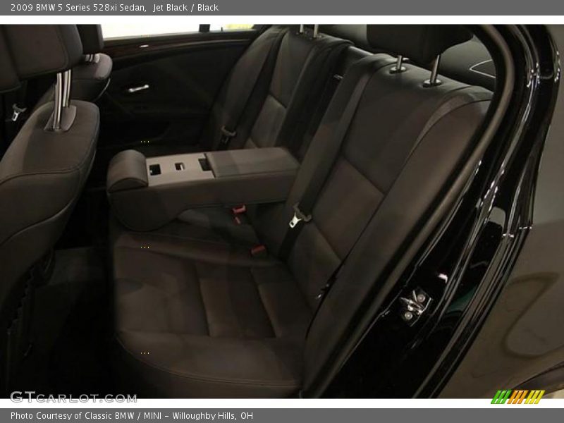 Jet Black / Black 2009 BMW 5 Series 528xi Sedan