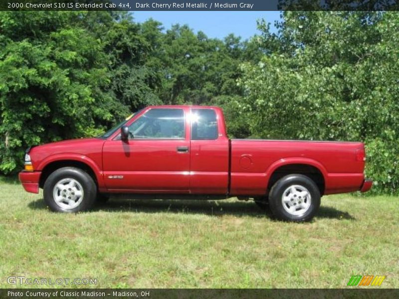Dark Cherry Red Metallic / Medium Gray 2000 Chevrolet S10 LS Extended Cab 4x4