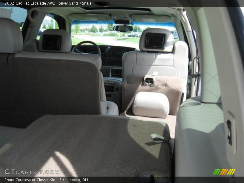 Silver Sand / Shale 2002 Cadillac Escalade AWD