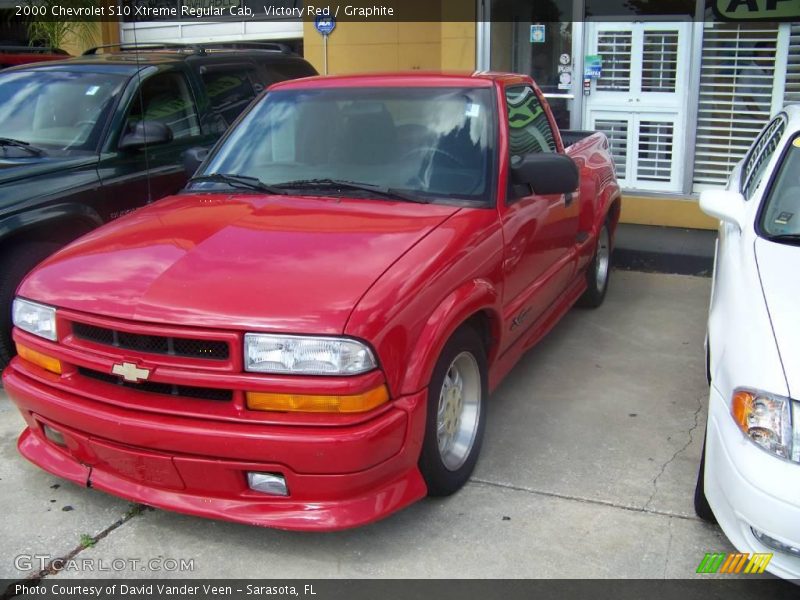 Victory Red / Graphite 2000 Chevrolet S10 Xtreme Regular Cab