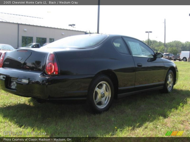Black / Medium Gray 2005 Chevrolet Monte Carlo LS