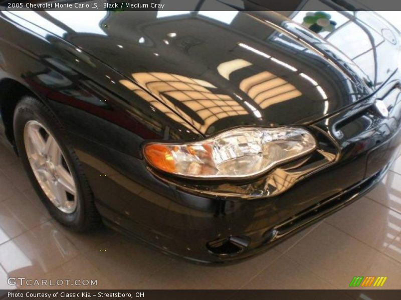 Black / Medium Gray 2005 Chevrolet Monte Carlo LS