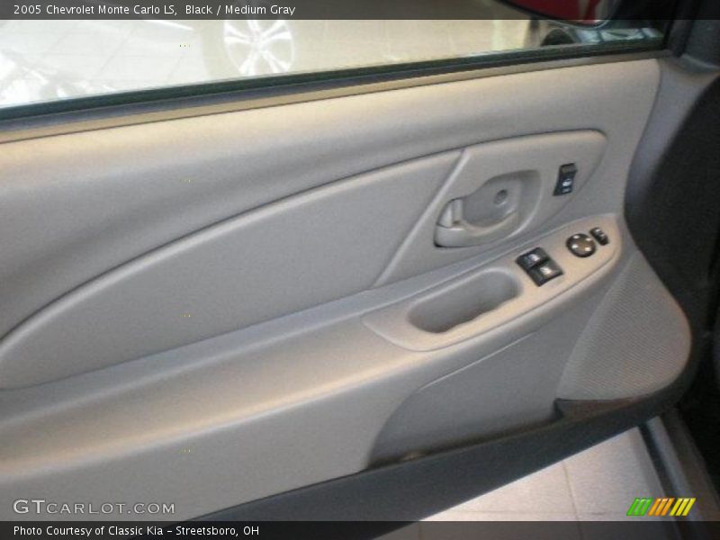 Black / Medium Gray 2005 Chevrolet Monte Carlo LS