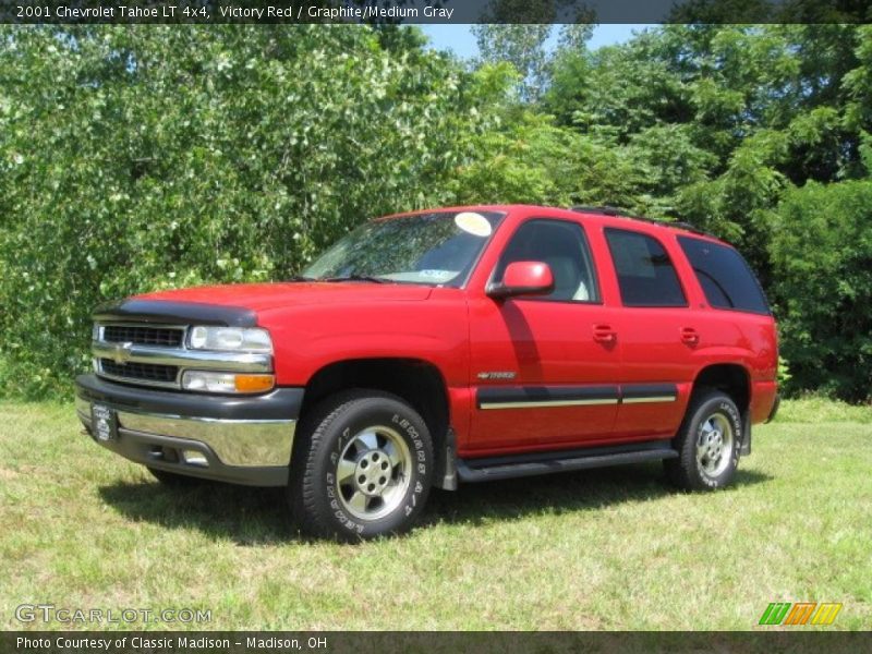 Victory Red / Graphite/Medium Gray 2001 Chevrolet Tahoe LT 4x4