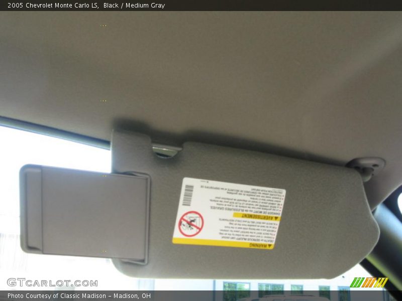 Black / Medium Gray 2005 Chevrolet Monte Carlo LS