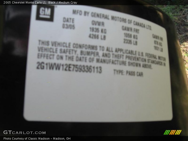 Black / Medium Gray 2005 Chevrolet Monte Carlo LS