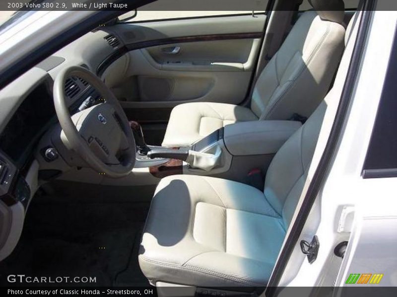 White / Light Taupe 2003 Volvo S80 2.9