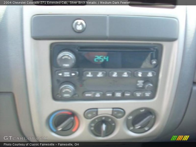Silver Birch Metallic / Medium Dark Pewter 2004 Chevrolet Colorado Z71 Extended Cab