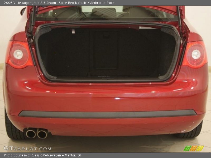 Spice Red Metallic / Anthracite Black 2006 Volkswagen Jetta 2.5 Sedan