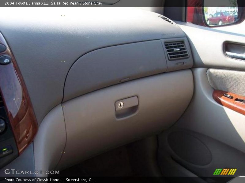 Salsa Red Pearl / Stone Gray 2004 Toyota Sienna XLE