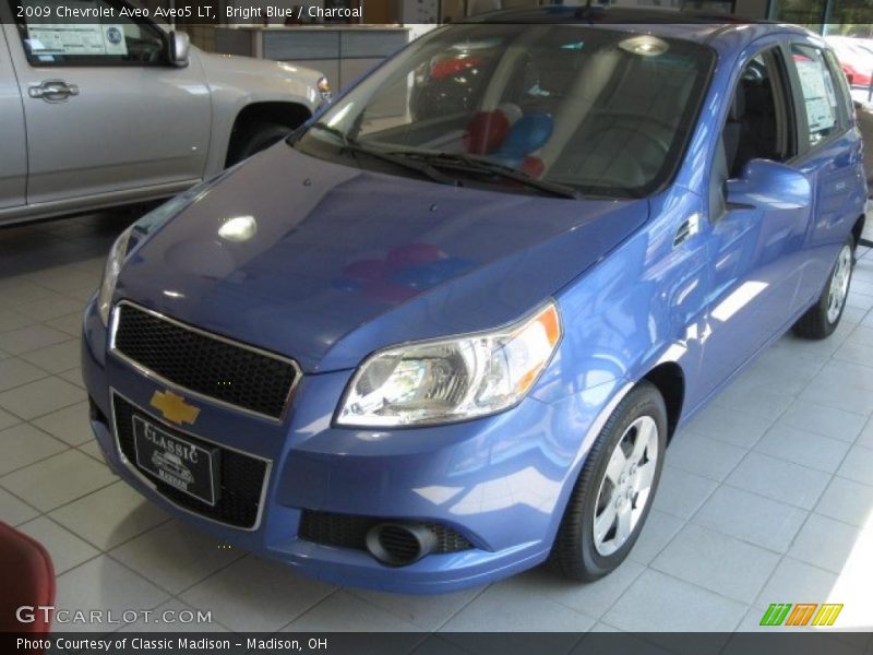 Bright Blue / Charcoal 2009 Chevrolet Aveo Aveo5 LT