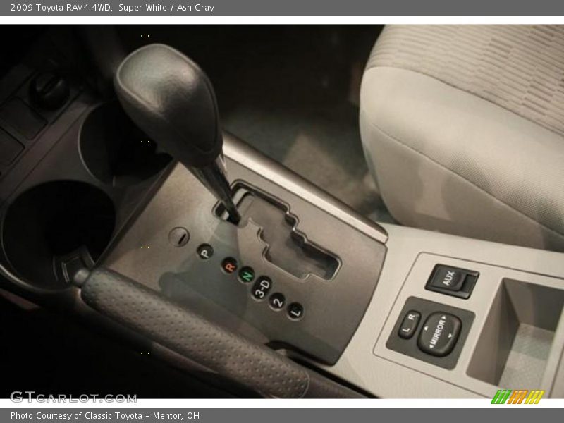 Super White / Ash Gray 2009 Toyota RAV4 4WD