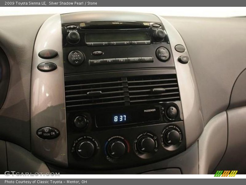 Silver Shadow Pearl / Stone 2009 Toyota Sienna LE