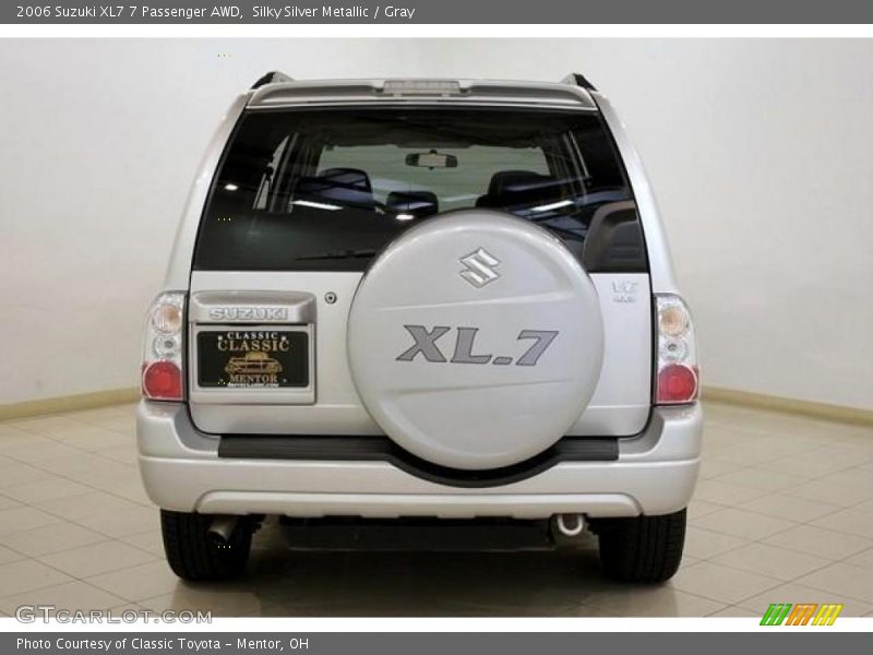 Silky Silver Metallic / Gray 2006 Suzuki XL7 7 Passenger AWD