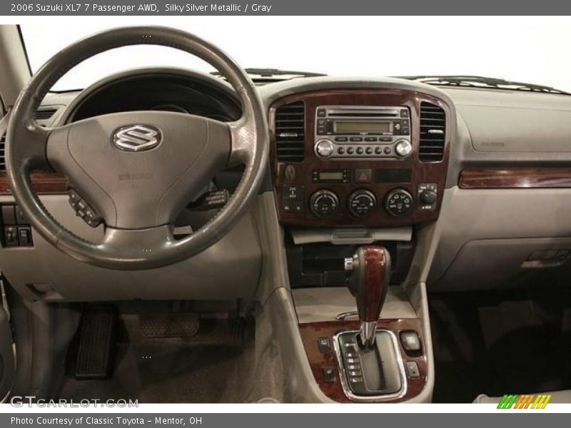 Silky Silver Metallic / Gray 2006 Suzuki XL7 7 Passenger AWD