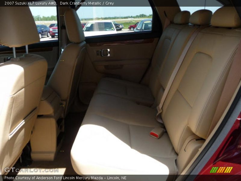 Dark Cranberry Metallic / Grey 2007 Suzuki XL7 Luxury AWD