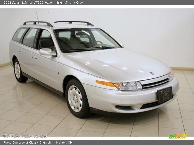 Bright Silver / Gray 2001 Saturn L Series LW200 Wagon