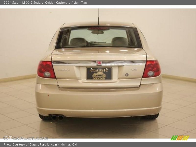 Golden Cashmere / Light Tan 2004 Saturn L300 2 Sedan