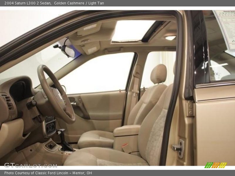 Golden Cashmere / Light Tan 2004 Saturn L300 2 Sedan