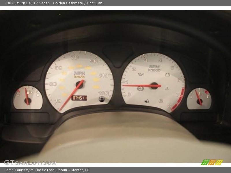Golden Cashmere / Light Tan 2004 Saturn L300 2 Sedan