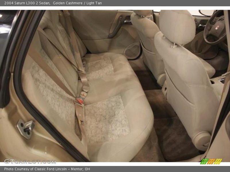 Golden Cashmere / Light Tan 2004 Saturn L300 2 Sedan