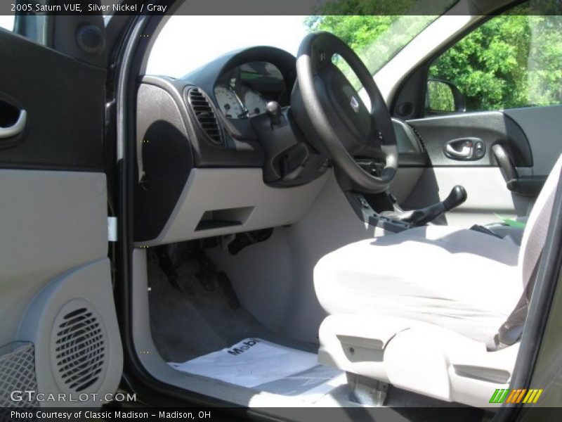 Silver Nickel / Gray 2005 Saturn VUE